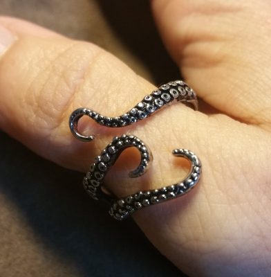 Anillo Abrazo de Cthulhu